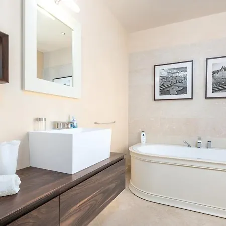 Rafaelle Guest house
