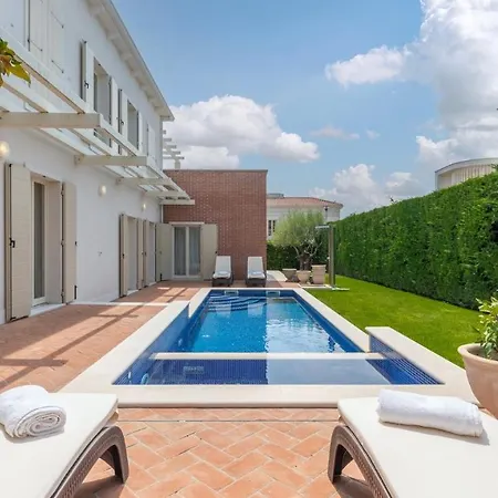 Konukevi Rafaelle By