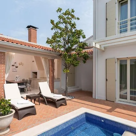 Pensionat Rafaelle By